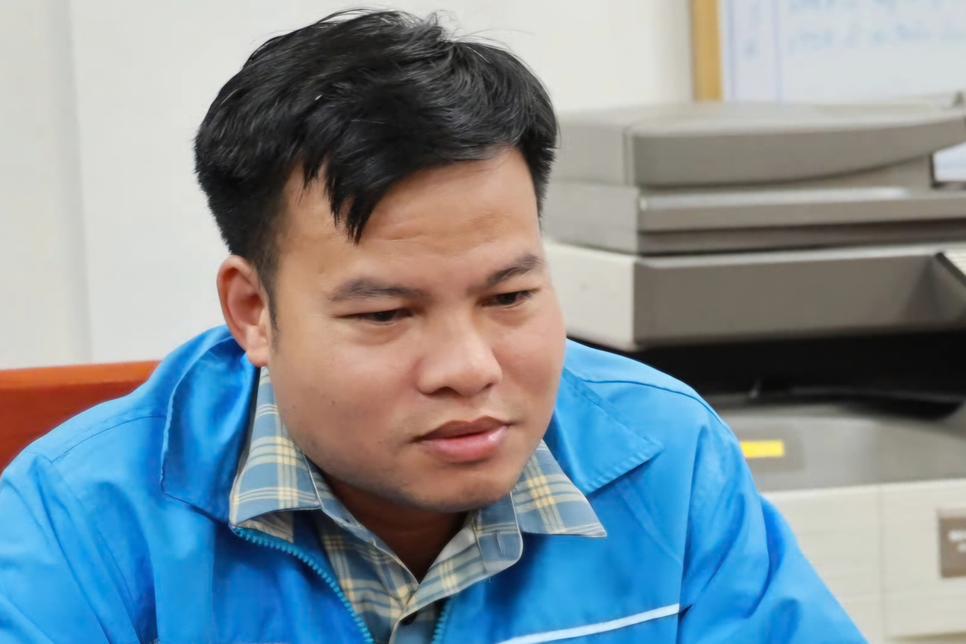 Nam giáo viên làm giả văn bản của tỉnh để tạo uy tín với cấp trên - Ảnh 1. Nam giáo viên làm giả văn bản của tỉnh để tạo uy tín với cấp trên - Ảnh 1.