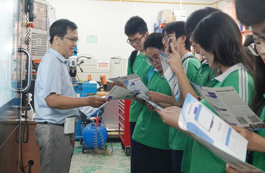 Tuyển sinh đại học 2026: Trường công bố sớm, thí sinh chủ động