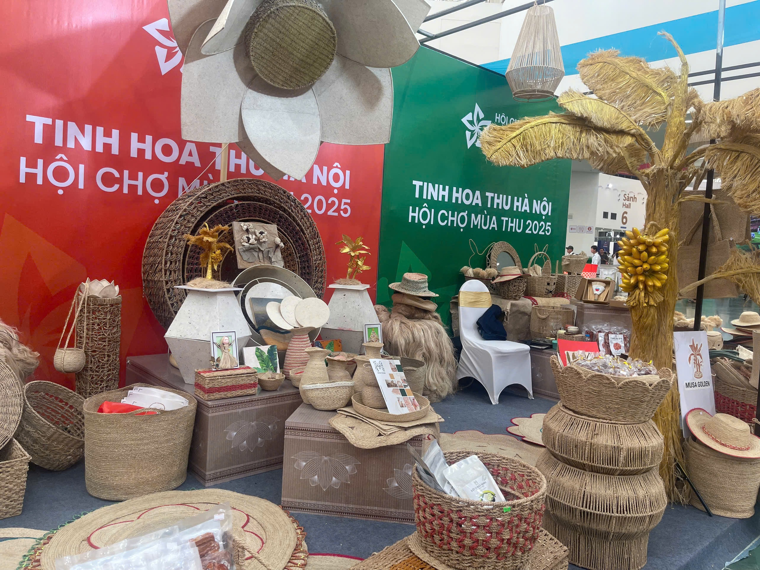 Hội chợ Mùa Thu 2025: Địa điểm vàng bảo vệ người tiêu dùng và mở rộng thị trường - Ảnh 3. Hội chợ Mùa Thu 2025: Địa điểm vàng bảo vệ người tiêu dùng và mở rộng thị trường - Ảnh 3.
