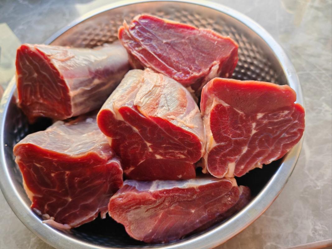 Đầu bếp kỳ cựu mách: "Mua thịt bò chọn 4 phần này vì đó là tất cả tinh túy, người bán cũng không dám nói dối"- Ảnh 2. Đầu bếp kỳ cựu mách: "Mua thịt bò chọn 4 phần này vì đó là tất cả tinh túy, người bán cũng không dám nói dối"- Ảnh 2.