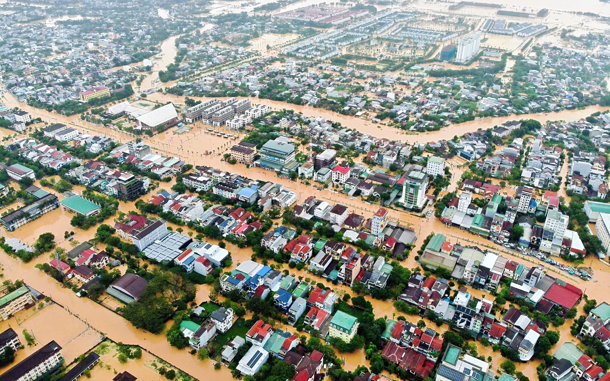 Mưa rất lớn ở miền Trung kéo dài đến khi nào?