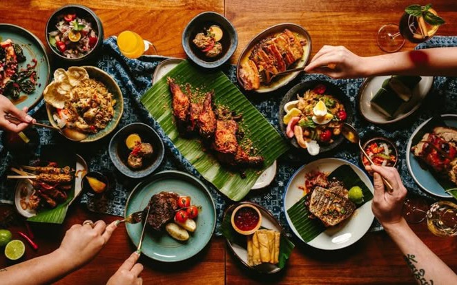 Bác sĩ cảnh báo: 5 món quen thuộc trên mâm cơm âm thầm đẩy mỡ máu tăng vù vù - Ảnh 2.