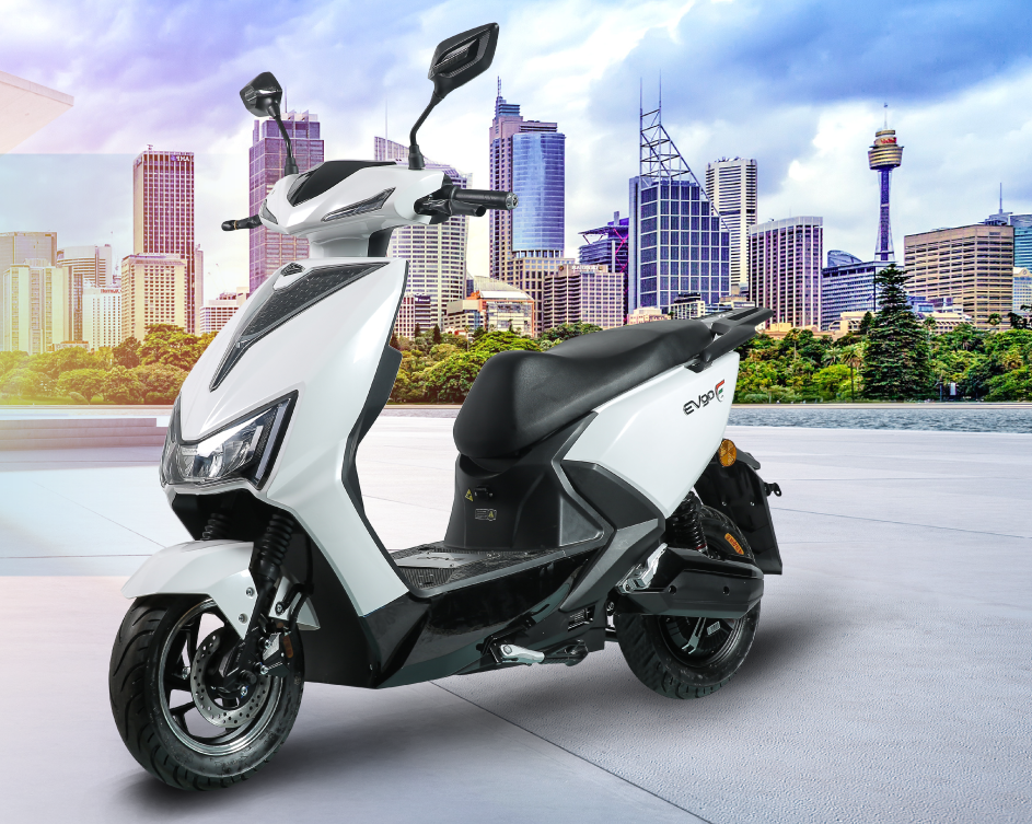 Xe máy điện giá 17 triệu đồng ở Việt Nam, thiết kế thời trang, pin khỏe, di chuyển êm, rẻ hơn cả Vision, Wave Alpha - Ảnh 2.