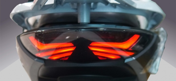 Xe máy điện giá 25 triệu đồng với thiết kế đẹp và tiện ích thông minh - Ảnh 6.