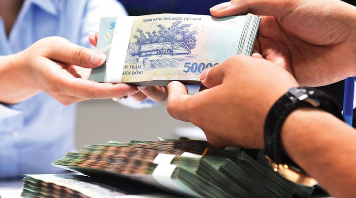 Ngân hàng bất ngờ tung lãi suất tới 6% cho kỳ hạn 6 tháng - Ảnh 2.