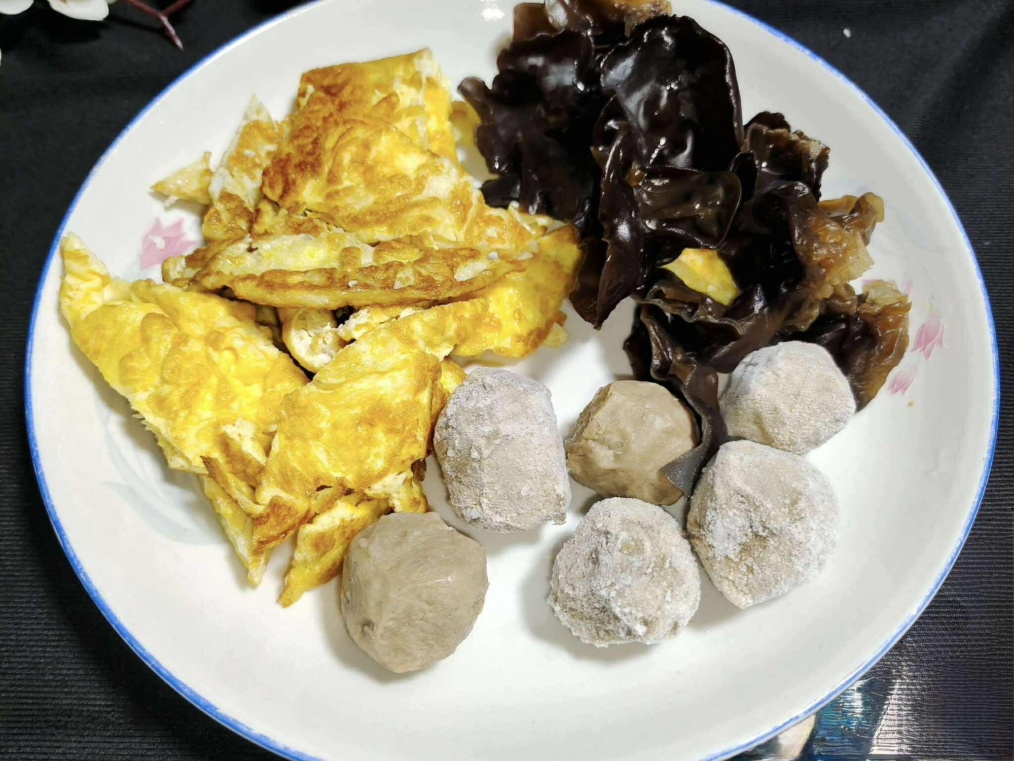 Mẹ tôi cứ nấu món ăn này là "hết bay" nồi cơm: Chỉ 10 phút mà nguyên liệu hòa quyện, tươi mát, rất sảng khoái- Ảnh 4. Mẹ tôi cứ nấu món ăn này là "hết bay" nồi cơm: Chỉ 10 phút mà nguyên liệu hòa quyện, tươi mát, rất sảng khoái- Ảnh 4.