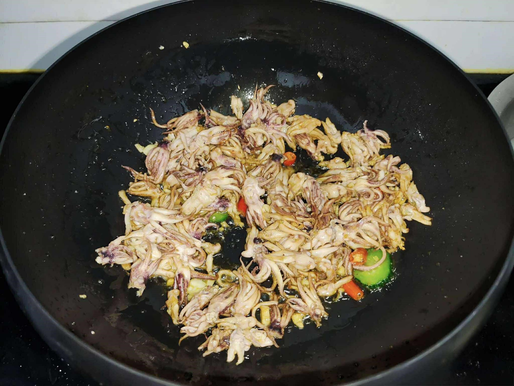 2 nguyên liệu rẻ tiền này đem xào lên, vị giòn tan, ngọt ngon và thơm phức khiến cơm được ăn hết sạch- Ảnh 4. 2 nguyên liệu rẻ tiền này đem xào lên, vị giòn tan, ngọt ngon và thơm phức khiến cơm được ăn hết sạch- Ảnh 4.