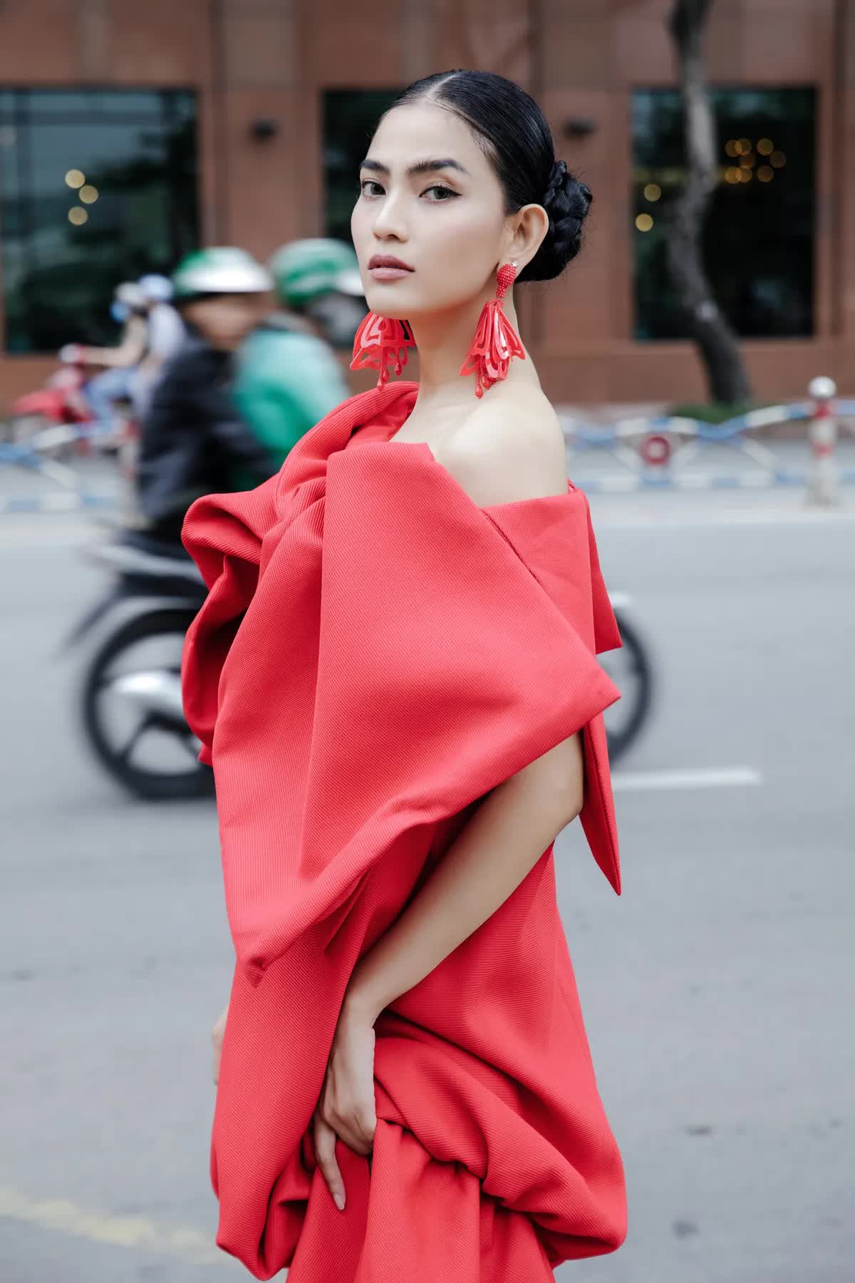truong-thi-may-1-15619784004872011557184-1759806818869-17598068200361468169983.jpg