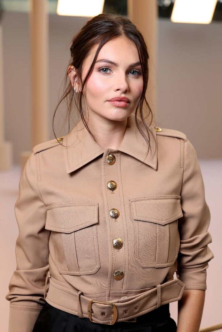 ‘Bé gái xinh đẹp nhất thế giới’ gây ngỡ ngàng với nhan sắc tuổi 24 - Ảnh 2.