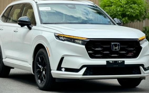 MPV 7 chỗ giá 167 triệu đồng: Lựa chọn an toàn và hiện đại tại Ấn Độ - Ảnh 1.