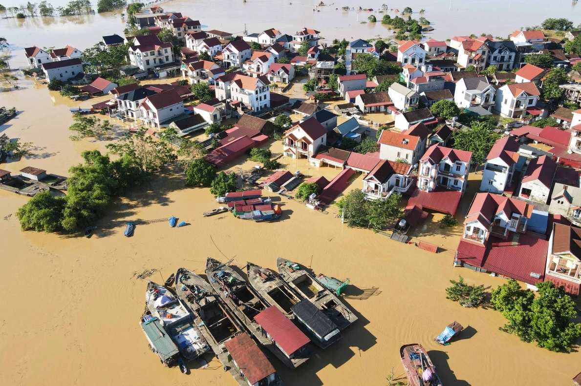 Thái Nguyên, Bắc Ninh ngập sâu, lũ vượt lịch sử, Hà Nội nhiều nơi nước chưa rút- Ảnh 3. Thái Nguyên, Bắc Ninh ngập sâu, lũ vượt lịch sử, Hà Nội nhiều nơi nước chưa rút- Ảnh 3.