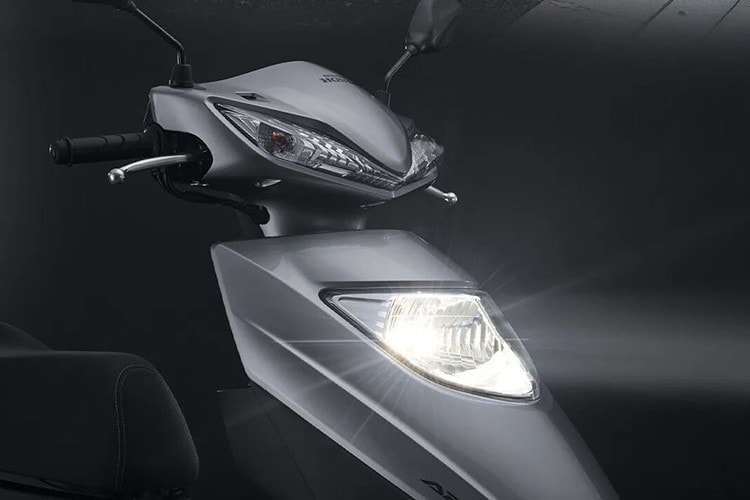 Xe ga 125cc giá 28 triệu đồng của Honda 100km chỉ tốn 1,9 lít xăng, có ABS thiết kế tựa Spacy, rẻ hơn hẳn Vision, chỉ như xe số Wave Alpha - Ảnh 3. Xe ga 125cc giá 28 triệu đồng của Honda 100km chỉ tốn 1,9 lít xăng, có ABS thiết kế tựa Spacy, rẻ hơn hẳn Vision, chỉ như xe số Wave Alpha - Ảnh 3.