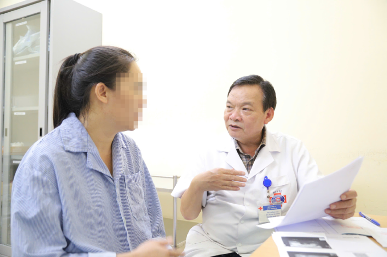 Vô tình phát hiện ung thư khi tự sờ tay lên cơ thể - Ảnh 1.