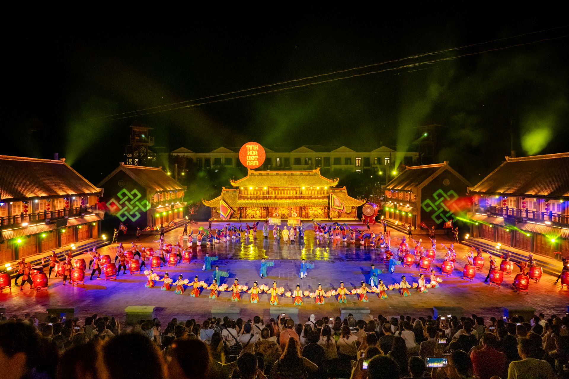 Vingroup công bố trụ cột văn hóa – kiến tạo không gian nghệ thuật đẳng cấp quốc tế - Ảnh 2.