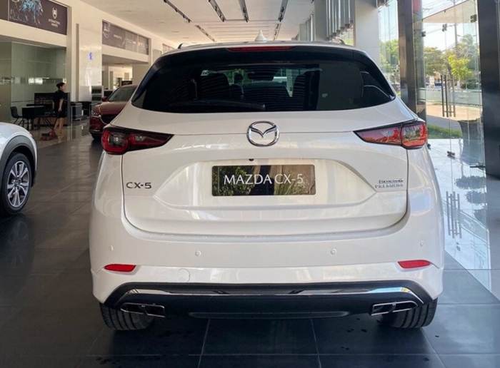 Gi&aacute; xe Mazda CX-5 giảm sốc, thấp chưa từng c&oacute;, dẫn đầu ph&acirc;n kh&uacute;c SUV hạng C v&igrave; rẻ - Ảnh 5.
