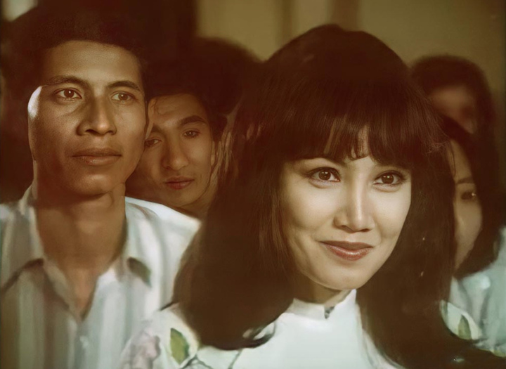 Mỹ nhân của 'Ván bài lật ngửa': Làm mẹ đơn thân 50 năm, an yên nơi xứ người - Ảnh 3.