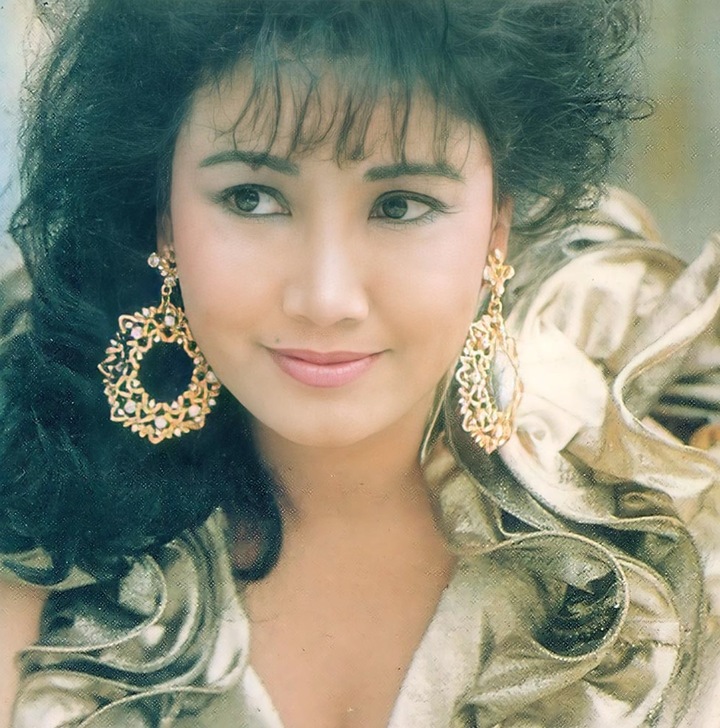 Mỹ nhân của 'Ván bài lật ngửa': Làm mẹ đơn thân 50 năm, an yên nơi xứ người - Ảnh 1.