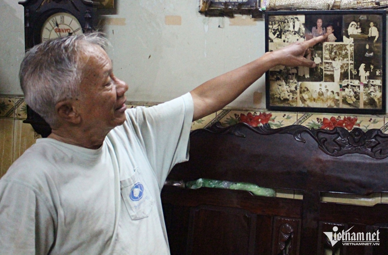 Bố 74 tuổi ở TPHCM tìm mẹ ruột người Mỹ cho con gái, lý do gây xúc động - Ảnh 1.