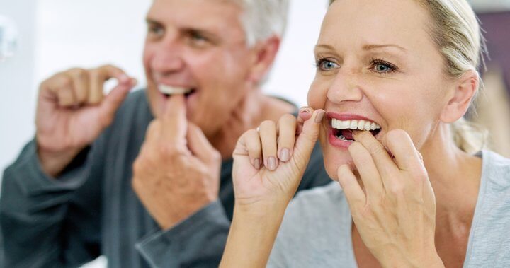 Sau 60 tuổi, tốt nhất nên thay đổi 3 thói quen đánh răng này - Ảnh 5.