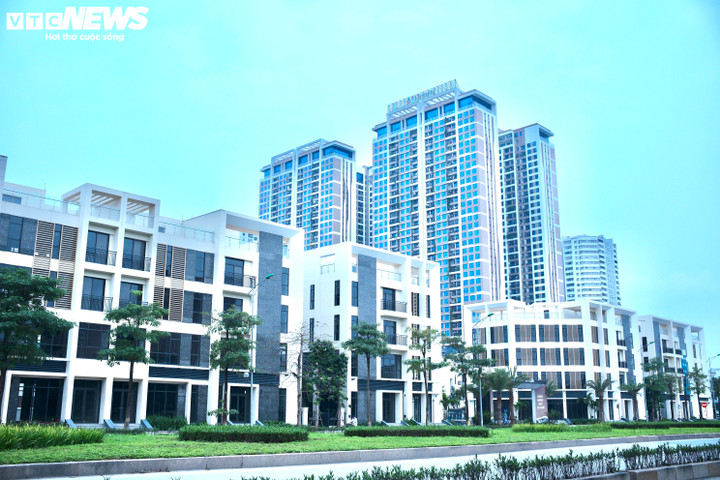 Lãi suất tiết kiệm tăng, thị trường bất động sản chịu tác động gì? - Ảnh 1.