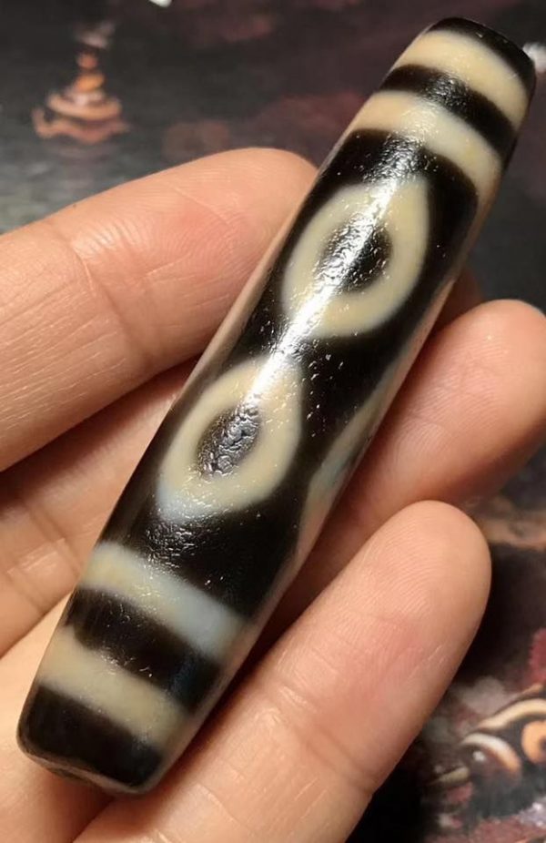 3 con giáp sau đeo viên đá Dzi 2 mắt giúp gia đạo giàu phúc khí, hạnh phúc viên mãn - Ảnh 1.