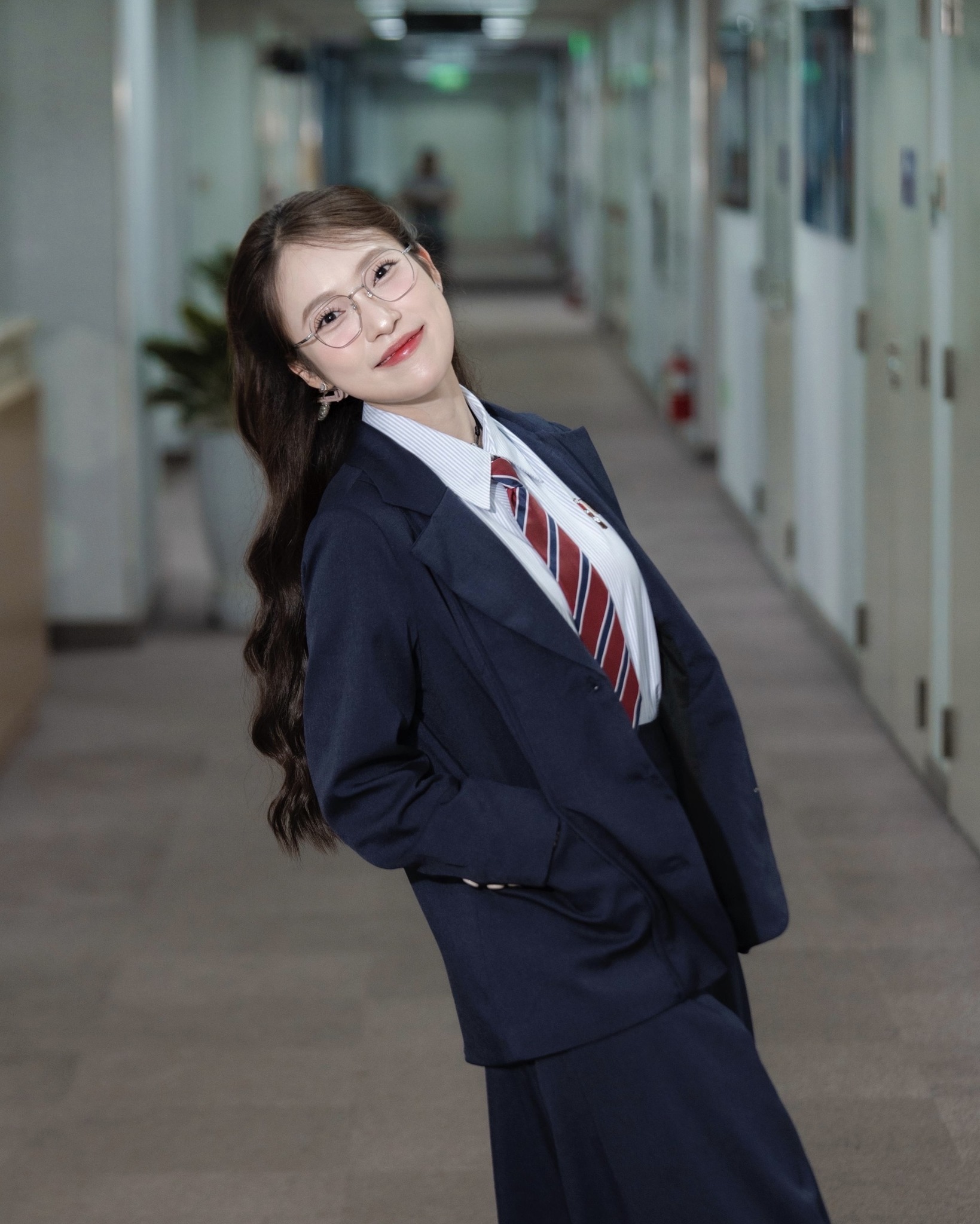 MC Khánh Vy và phong cách thời trang trẻ trung đầy ấn tượng - Ảnh 11.