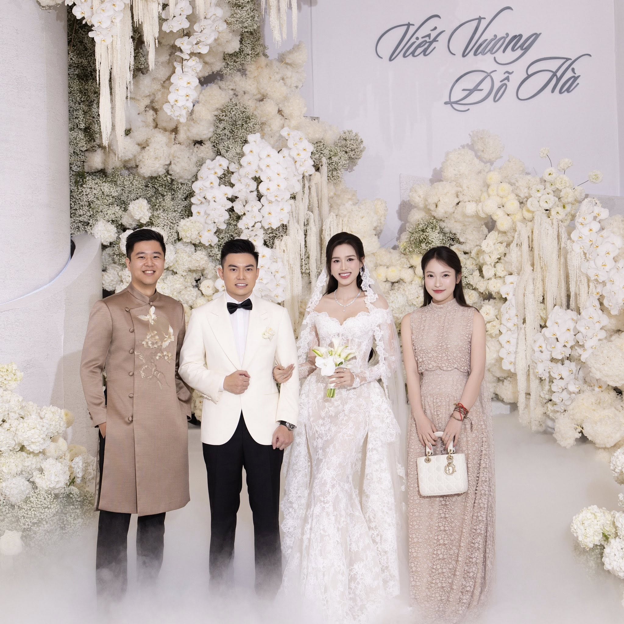 MC Khánh Vy và phong cách thời trang trẻ trung đầy ấn tượng - Ảnh 2.