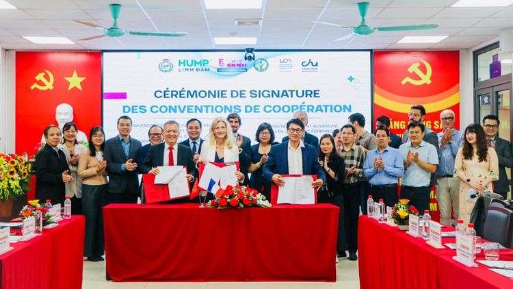 Nâng cao năng lực cho đội ngũ bác sĩ và nhân viên y tế - Ảnh 1.