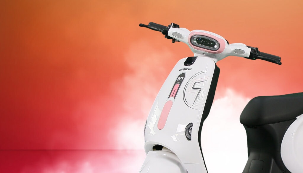 Xe máy điện giá 13,5 triệu đồng ở Việt Nam pin khỏe, đẹp cổ điển, sang như SH Mode, Vision, rẻ hơn cả xe số Wave Alpha - Ảnh 3. Xe máy điện giá 13,5 triệu đồng ở Việt Nam pin khỏe, đẹp cổ điển, sang như SH Mode, Vision, rẻ hơn cả xe số Wave Alpha - Ảnh 3.