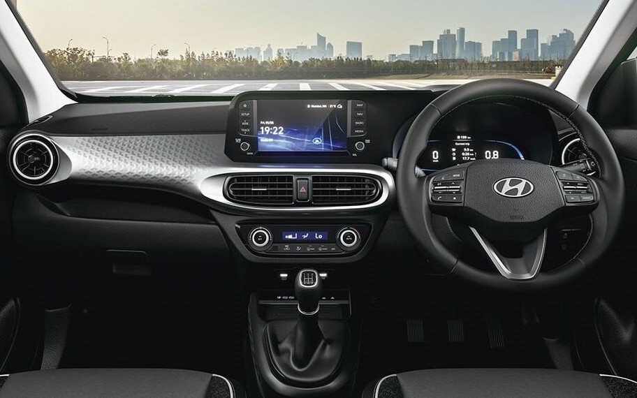 SUV hạng A hybrid giá 353 triệu đồng trang bị hiện đại, siêu tiết kiệm xăng, pin khỏe, rẻ chỉ như Hyundai Grand i10, Kia Morning sắp có ở Việt Nam?- Ảnh 1.