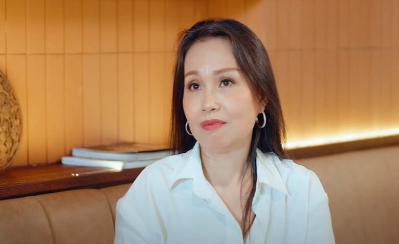 Cẩm Ly sống cực chill trong biệt thự tiền tỷ sau biến cố bệnh tật - Ảnh 1. Cẩm Ly sống cực chill trong biệt thự tiền tỷ sau biến cố bệnh tật - Ảnh 1.