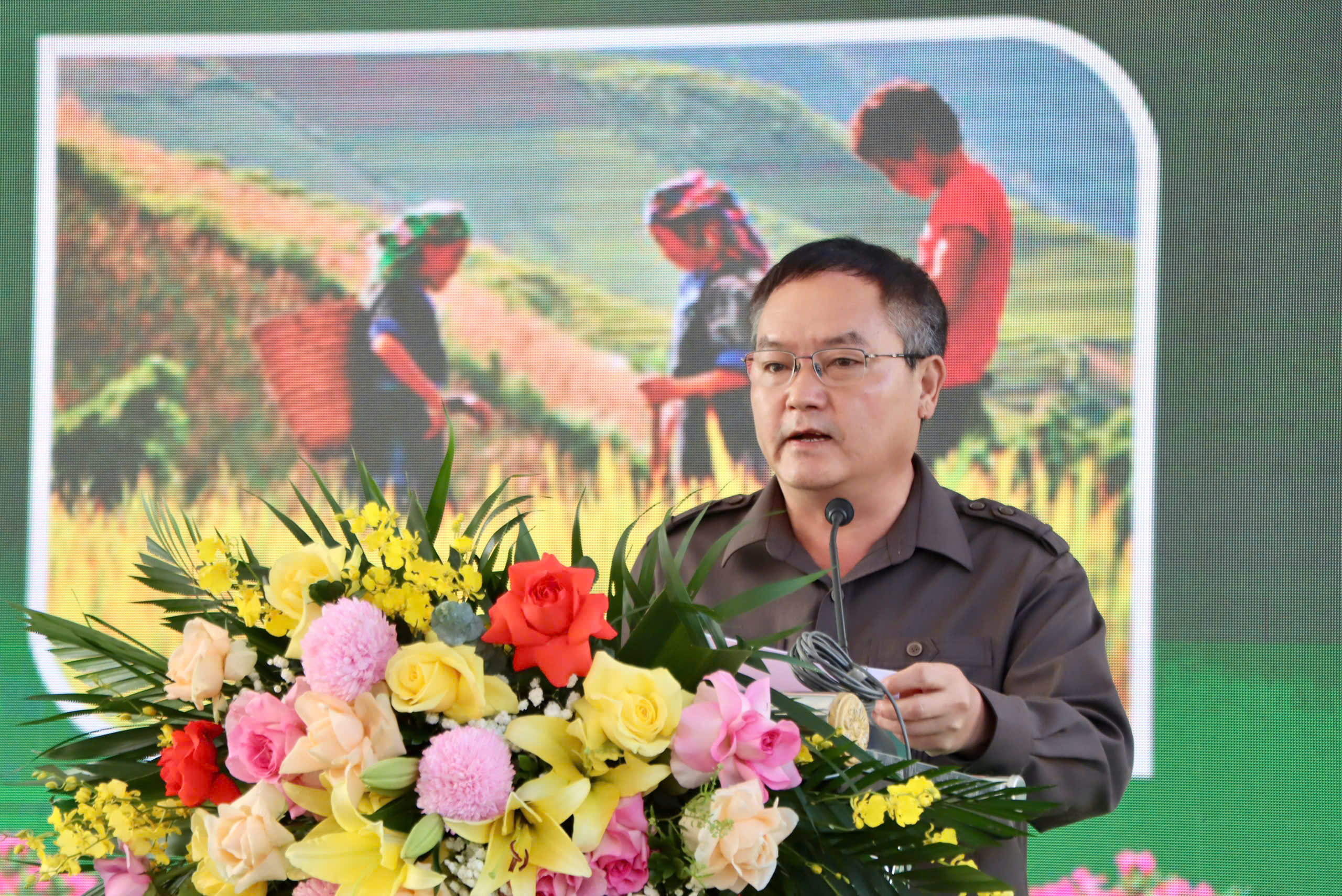 Bảo vệ người tiêu dùng trong Ngày hội sản phẩm vùng cao 2025 tại Lai Châu - Ảnh 4.