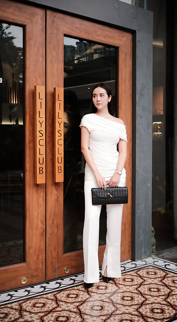 Nỗi khổ siết cân, cắt tinh bột để đẹp từng centimet của nữ chính phim 'Cách em 1 milimet'  - Ảnh 4.