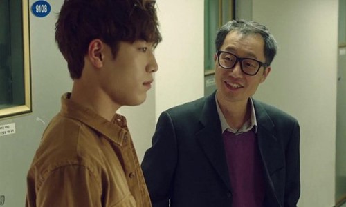 Tôi bị bố vợ chê &quot;bất tài&quot; dù kiếm 25–30 triệu/tháng nhưng ông không biết tôi đang sống nhẹ nhõm nhất- Ảnh 1.