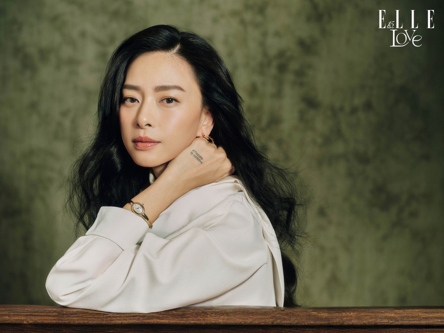 Bị mạo danh hình ảnh và giọng nói, Ngô Thanh Vân bức xúc bày tỏ nỗi bất an - Ảnh 1.