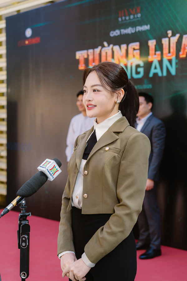 Thùy Anh ở tuổi 30: Chưa giàu, đang chờ đợi một người phù hợp - Ảnh 2. Thùy Anh ở tuổi 30: Chưa giàu, đang chờ đợi một người phù hợp - Ảnh 2.