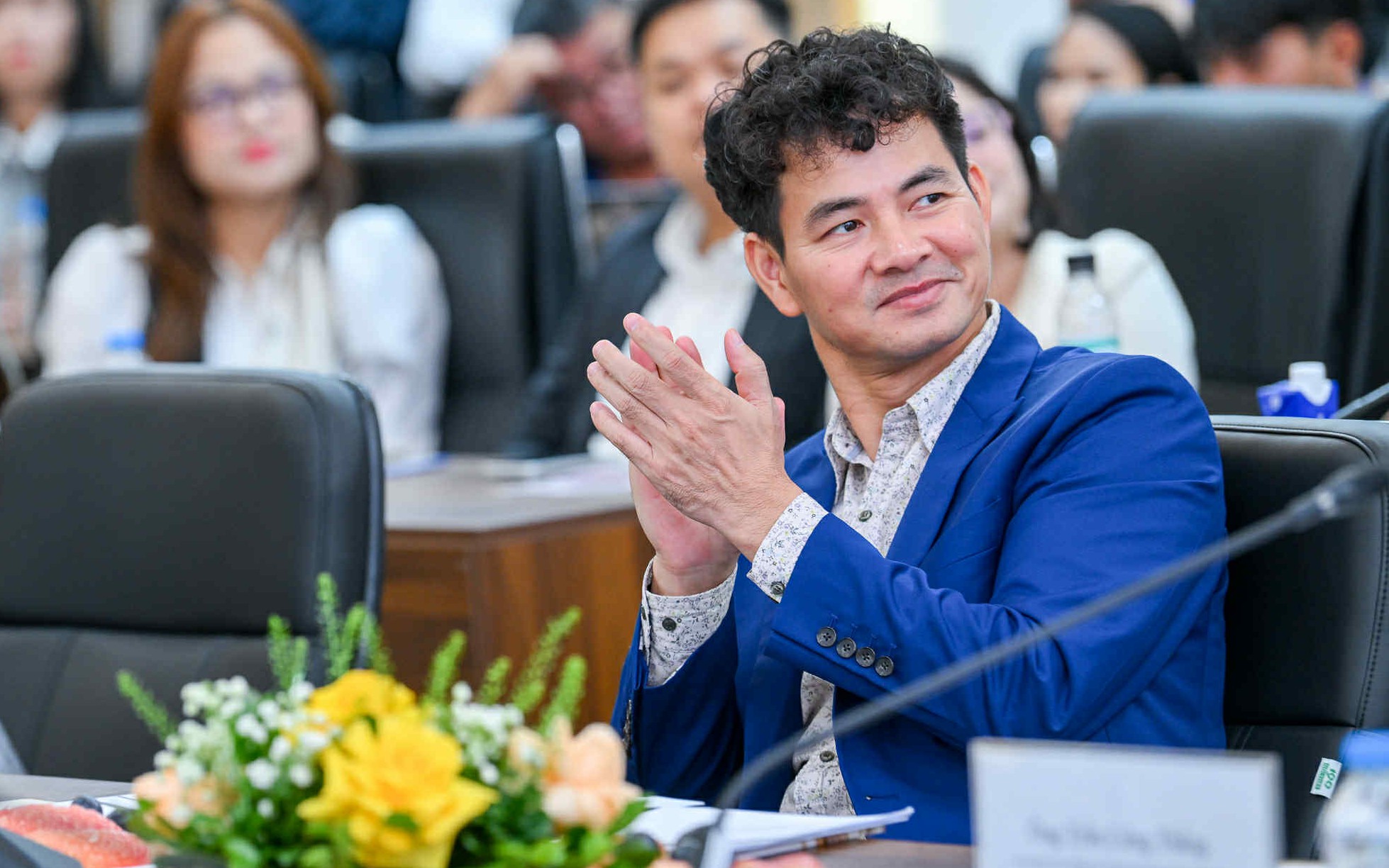 NSND Xuân Bắc, ca sĩ Hồ Ngọc Hà ngồi "ghế nóng" Giải thưởng Human Act Prize 2025