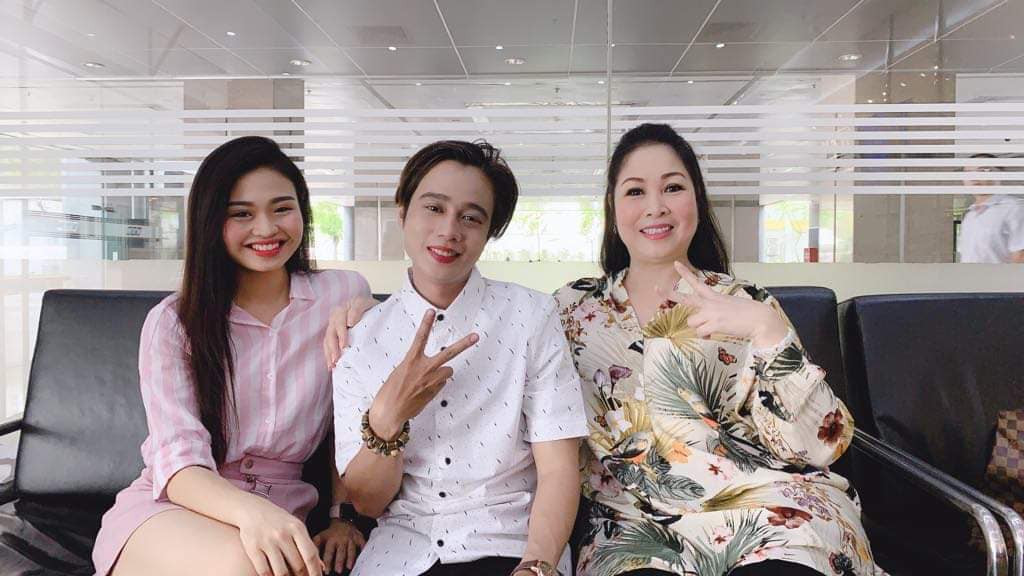 Nước mắt và nụ cười của NSND, NSƯT làm thầy các nghệ sĩ đình đám nhất Việt Nam - Ảnh 2.