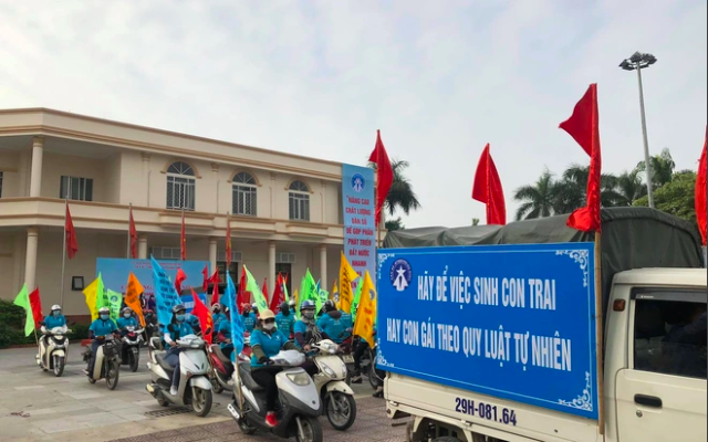 Mất cân bằng giới tính khi sinh ở Hà Nội (3): Giải pháp toàn diện và sức mạnh hệ thống chính trị - Ảnh 6. Mất cân bằng giới tính khi sinh ở Hà Nội (3): Giải pháp toàn diện và sức mạnh hệ thống chính trị - Ảnh 6.