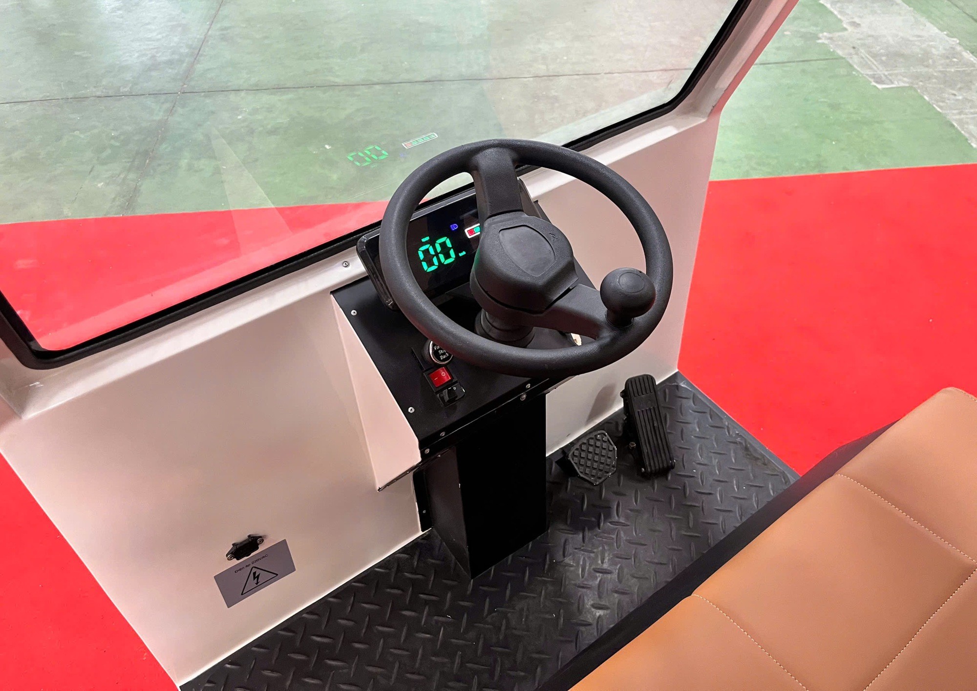 Xe ô tô điện giá 35 triệu đồng của Việt Nam rẻ hơn cả xe máy Air Blade, chỉ ngang Vision có gì đặc biệt? - Ảnh 4. Xe ô tô điện giá 35 triệu đồng của Việt Nam rẻ hơn cả xe máy Air Blade, chỉ ngang Vision có gì đặc biệt? - Ảnh 4.