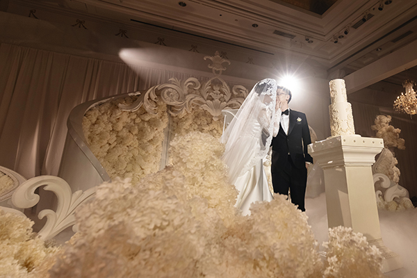 Đám cưới Á hậu Đặng Hoàng Tâm Như và chồng doanh nhân hơn - Ảnh 9. Đám cưới Á hậu Đặng Hoàng Tâm Như và chồng doanh nhân hơn - Ảnh 9.