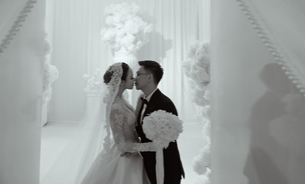 Đám cưới Á hậu Đặng Hoàng Tâm Như và chồng doanh nhân hơn - Ảnh 10. Đám cưới Á hậu Đặng Hoàng Tâm Như và chồng doanh nhân hơn - Ảnh 10.