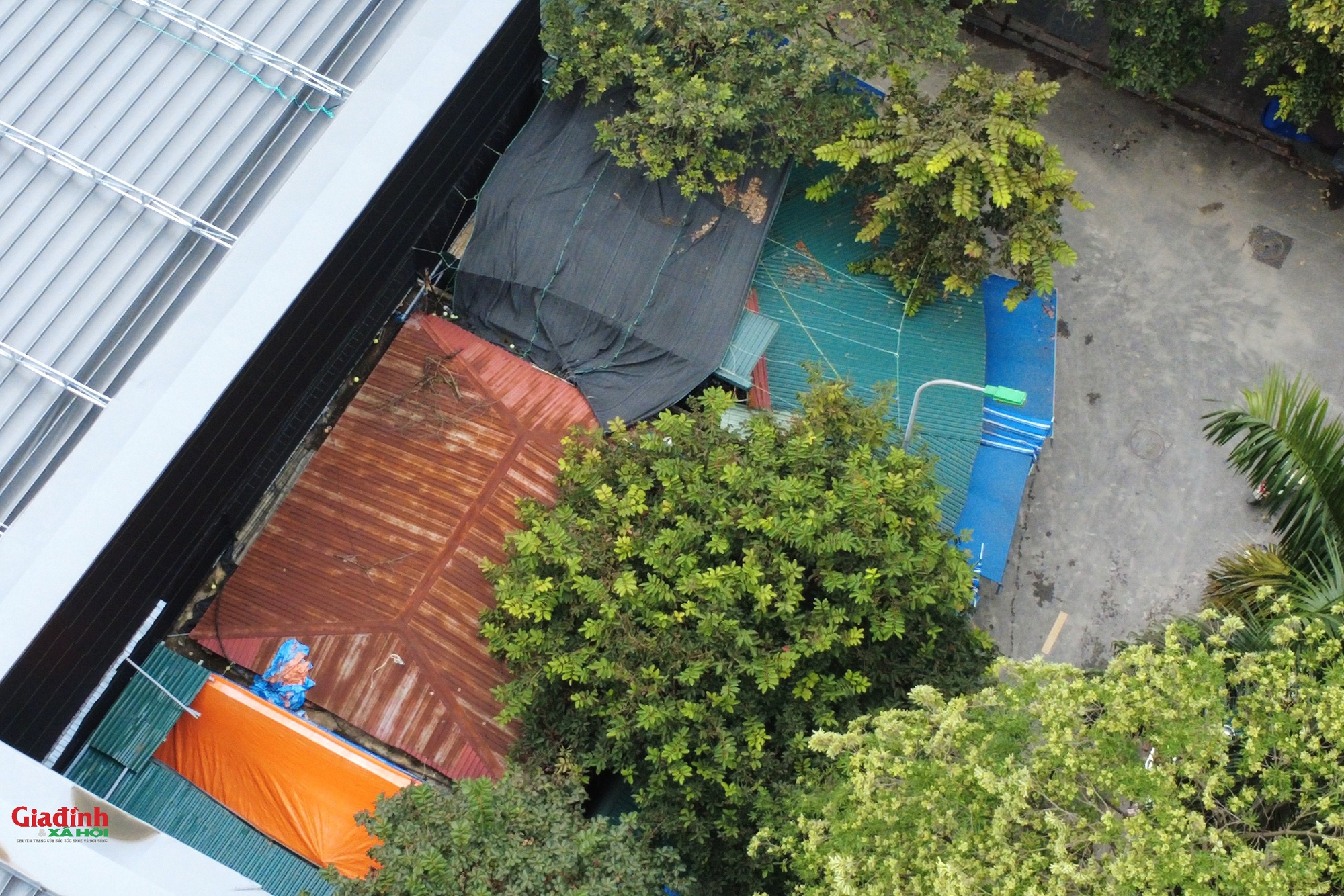 Hà Nội: Phường Yên Hòa ra 'tối hậu thư', yêu cầu xử lý nghiêm vi phạm tại ô đất C2 - Ảnh 3. Hà Nội: Phường Yên Hòa ra 'tối hậu thư', yêu cầu xử lý nghiêm vi phạm tại ô đất C2 - Ảnh 3.