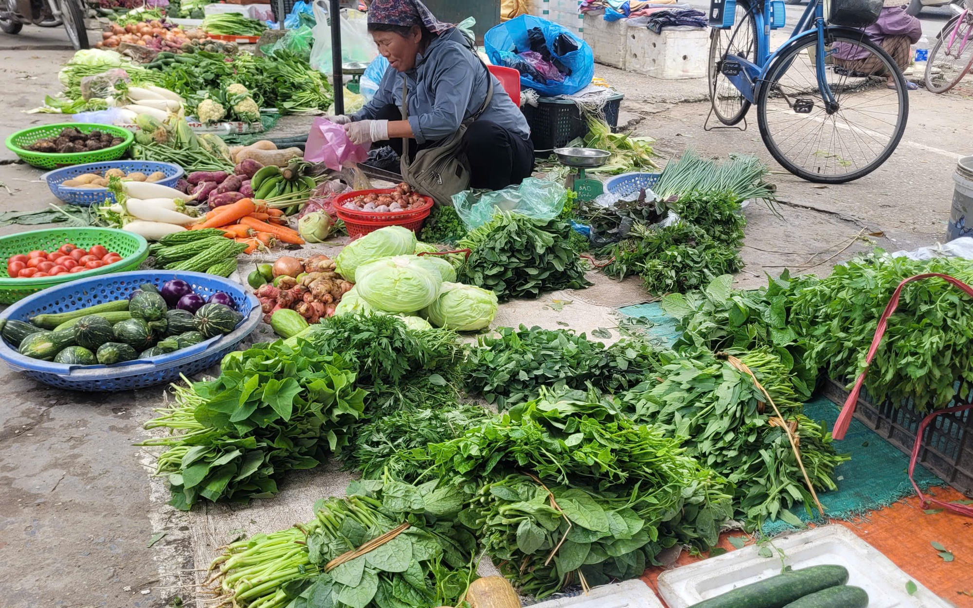 Giá bạc hôm nay 18 / 11: Thị trường tiếp tục giảm sâu , giao dịch quanh 52 triệu đồng / kg - Ảnh 5.