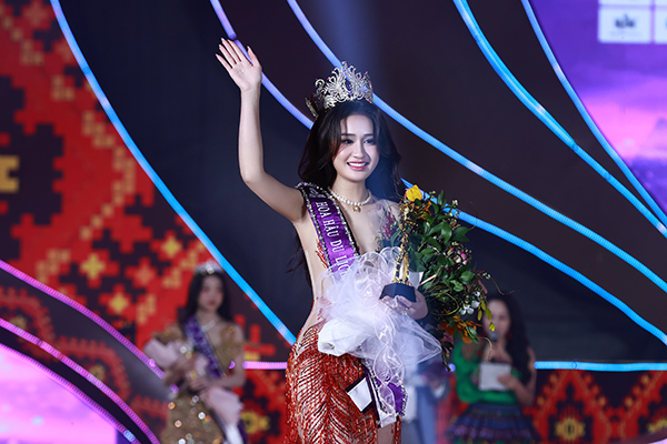 nhan sắc Hoa hậu Trần Minh Phương - Ảnh 4. nhan sắc Hoa hậu Trần Minh Phương - Ảnh 4.