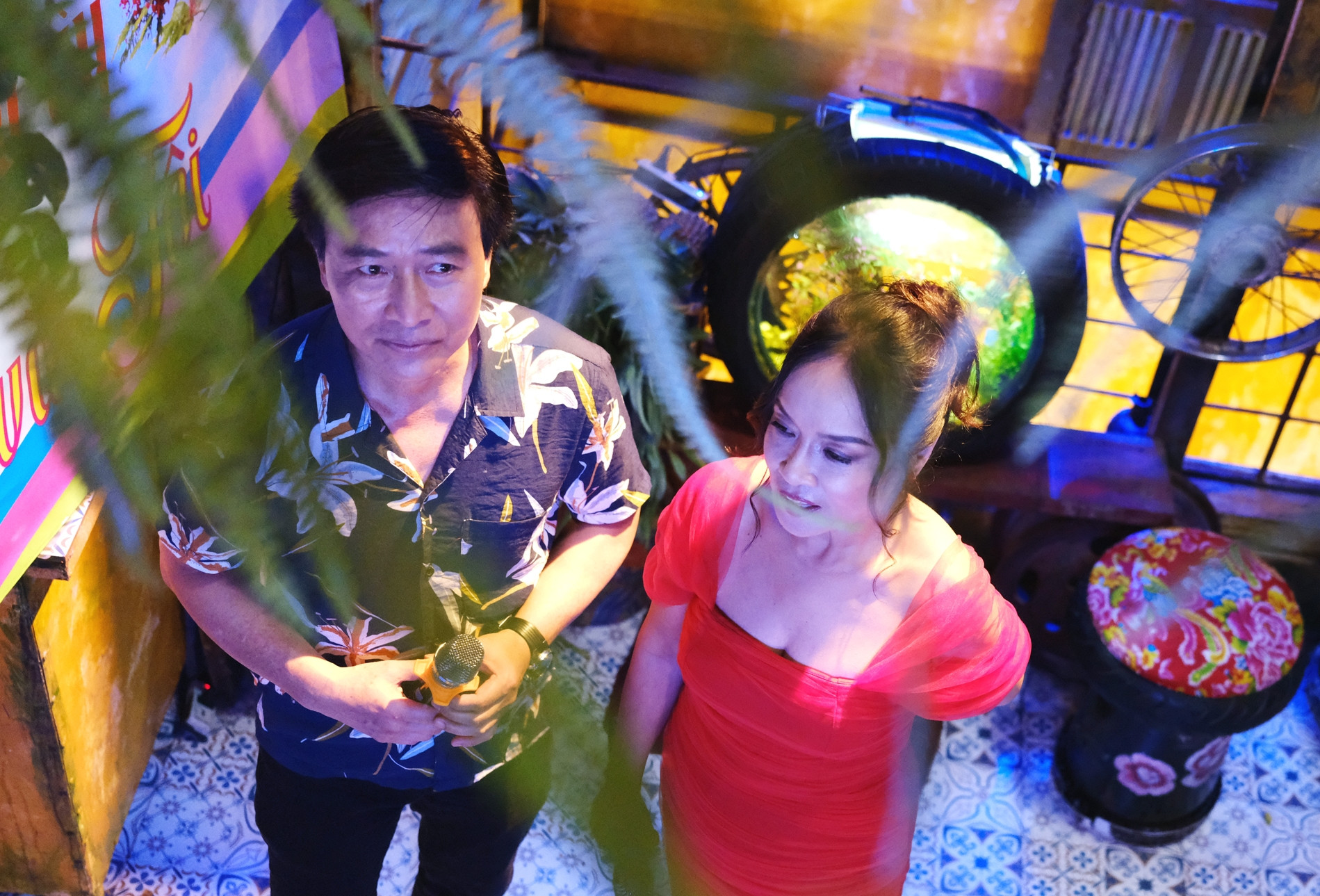 Diễn viên Quốc Tuấn cuộc đời đẫm nước mắt, tuổi U70 vẫn đồng hành bên con trai mắc bệnh hiếm gặp - Ảnh 8. Diễn viên Quốc Tuấn cuộc đời đẫm nước mắt, tuổi U70 vẫn đồng hành bên con trai mắc bệnh hiếm gặp - Ảnh 8.