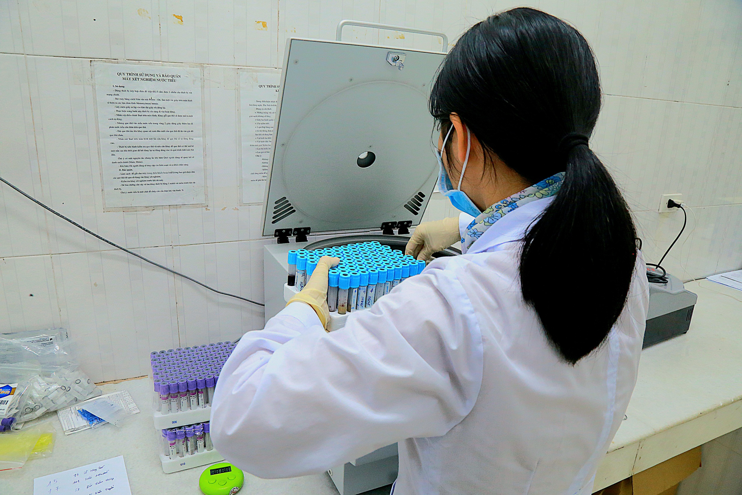 Hành trình thầm lặng của những người giữ lửa cho bệnh nhân HIV - Ảnh 8.