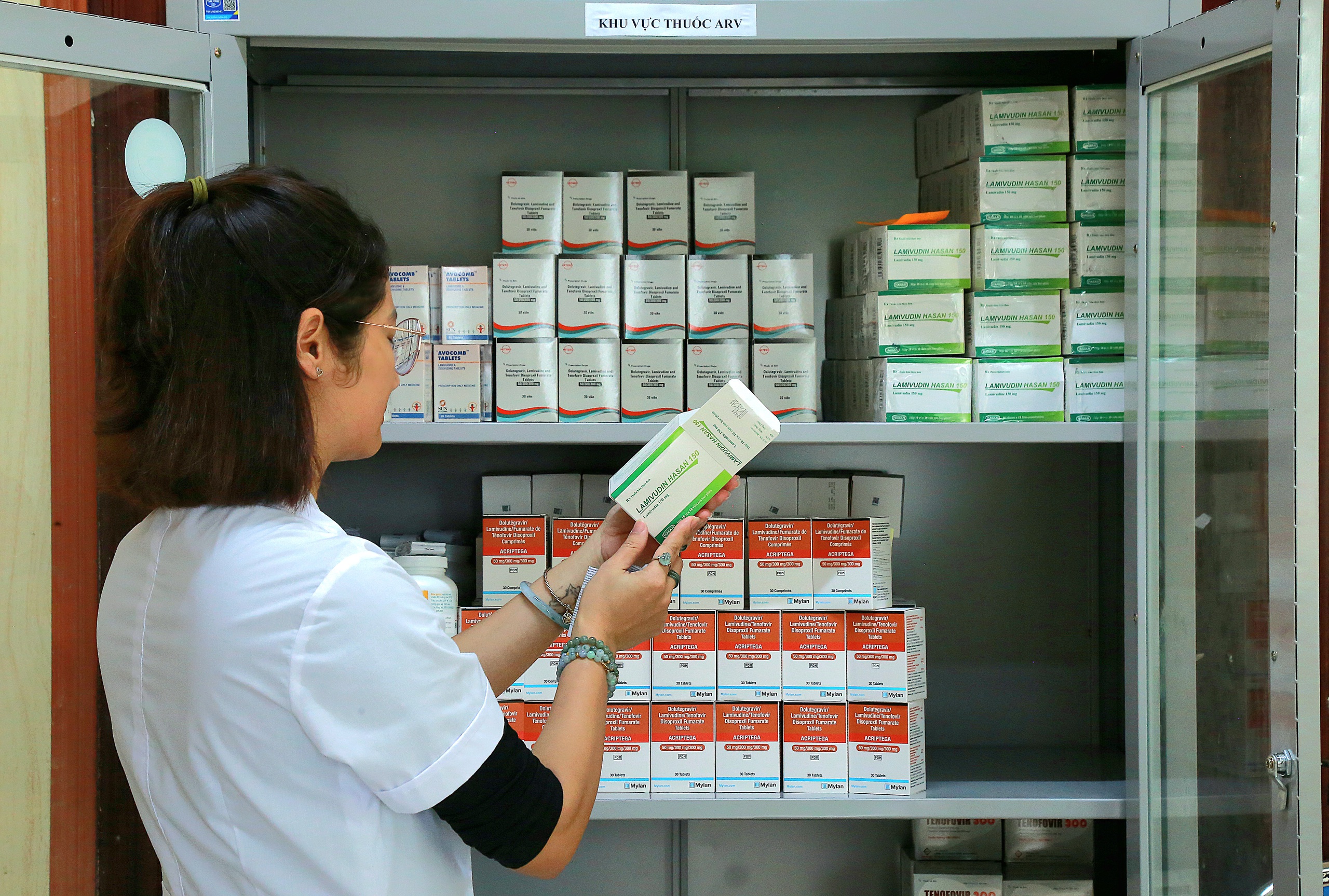 Hành trình thầm lặng của những người giữ lửa cho bệnh nhân HIV - Ảnh 10.