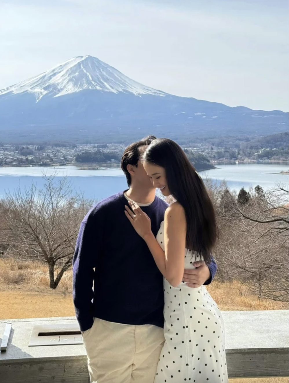 Á hậu Hương Ly chuẩn bị cho ngày cưới với chồng doanh nhân tại Hà Nội - Ảnh 4.