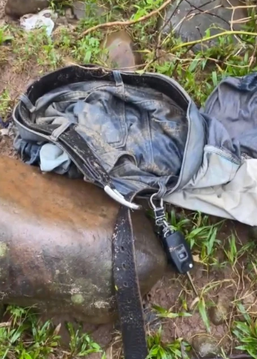 Tin sáng 19/11: Sắp tới, 8 loại giao dịch không bắt buộc phải công chứng, chứng thực? Phát hiện manh mối nghi của tài xế bị lũ cuốn ở Quảng Trị - Ảnh 1. Tin sáng 19/11: Sắp tới, 8 loại giao dịch không bắt buộc phải công chứng, chứng thực? Phát hiện manh mối nghi của tài xế bị lũ cuốn ở Quảng Trị - Ảnh 1.